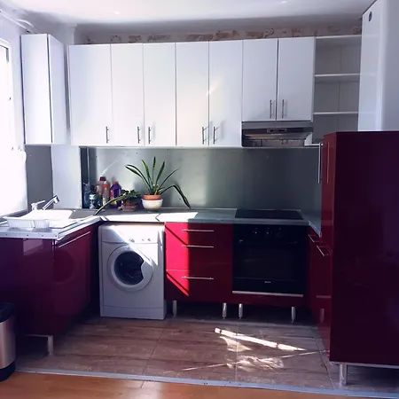 Ensoleille, Calme Rue Jonquoy, 14e Arrondissement Apartment Paris