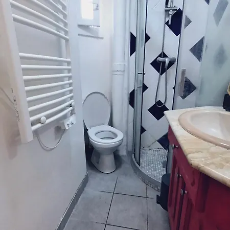 Apartment Ensoleille, Calme Rue Jonquoy, 14e Arrondissement